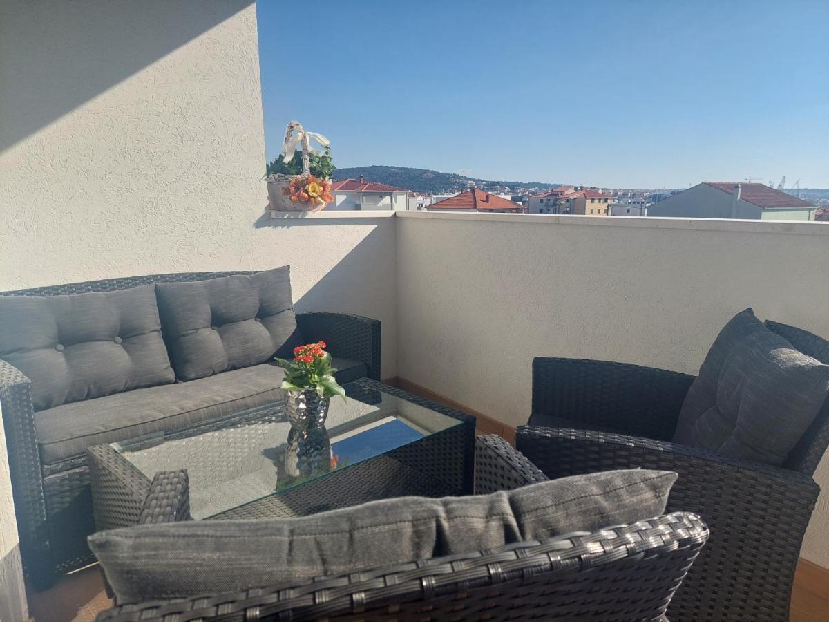 Apartment Ma Mi Trogir Luaran gambar